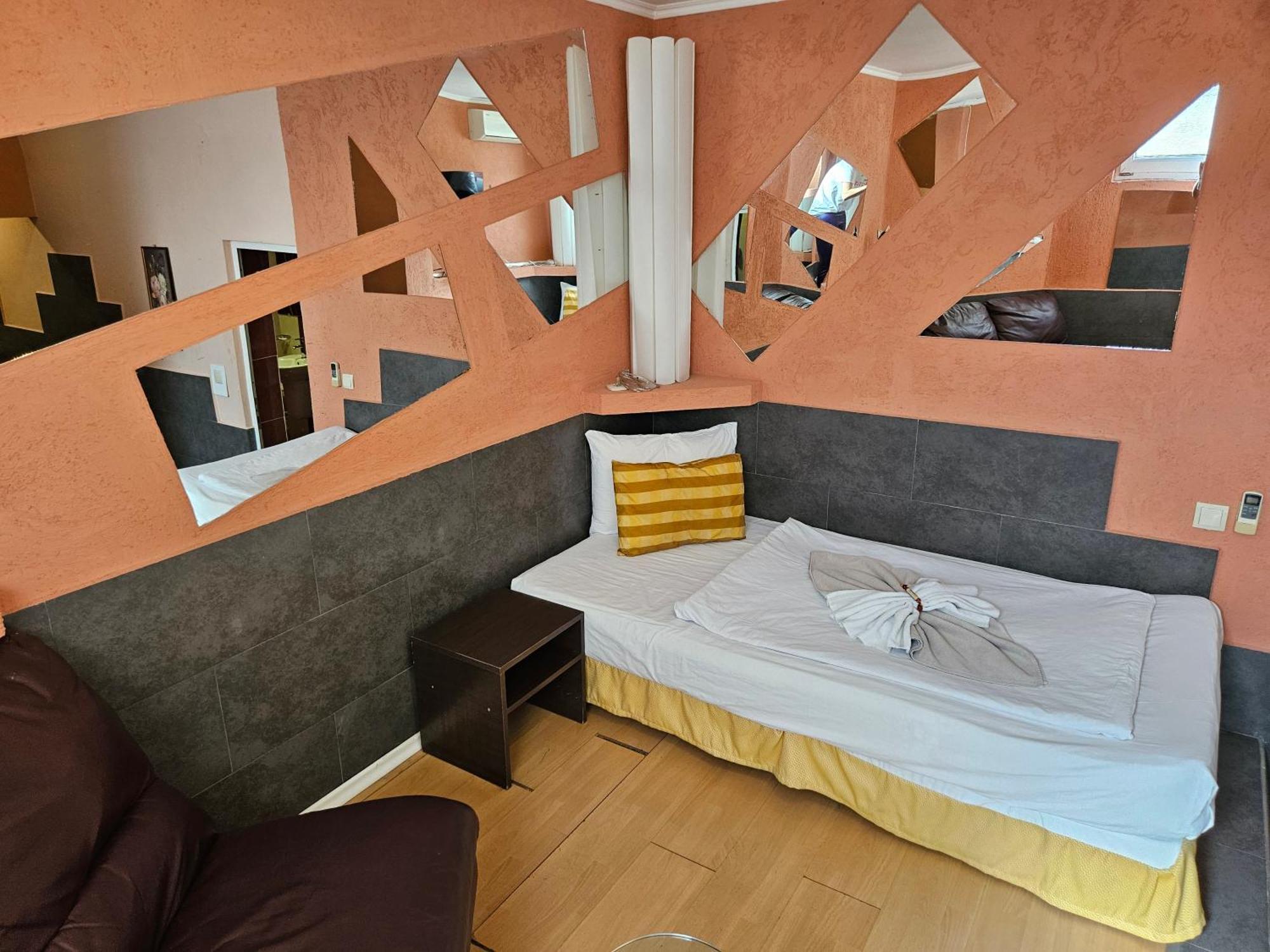 Paralax Hotel Varna ภายนอก รูปภาพ