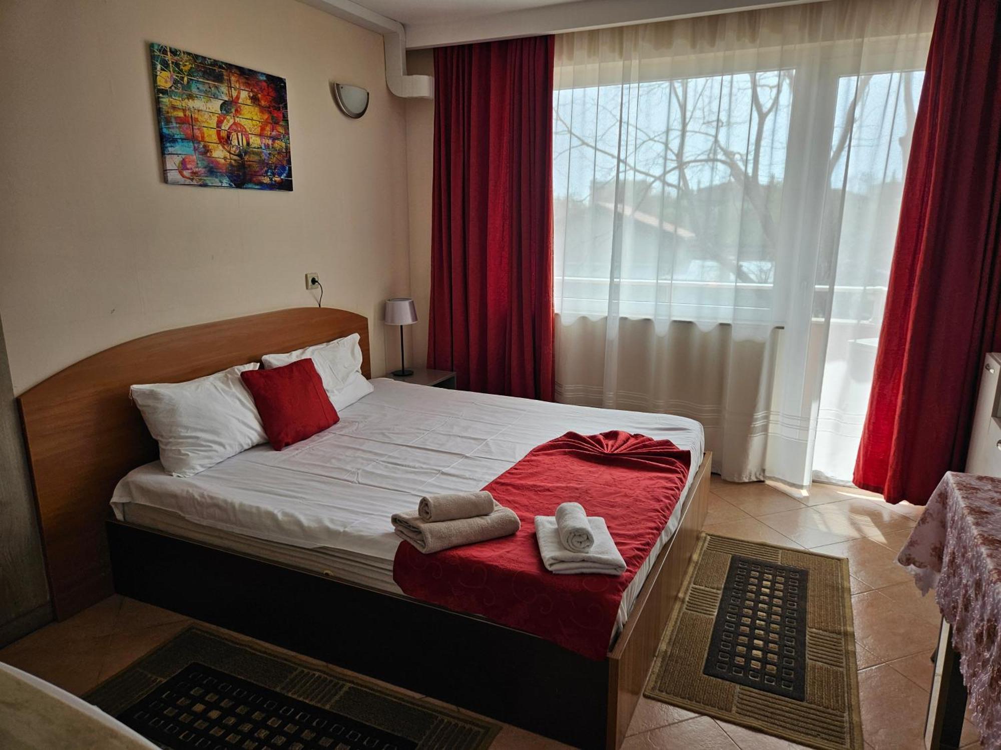 Paralax Hotel Varna ภายนอก รูปภาพ