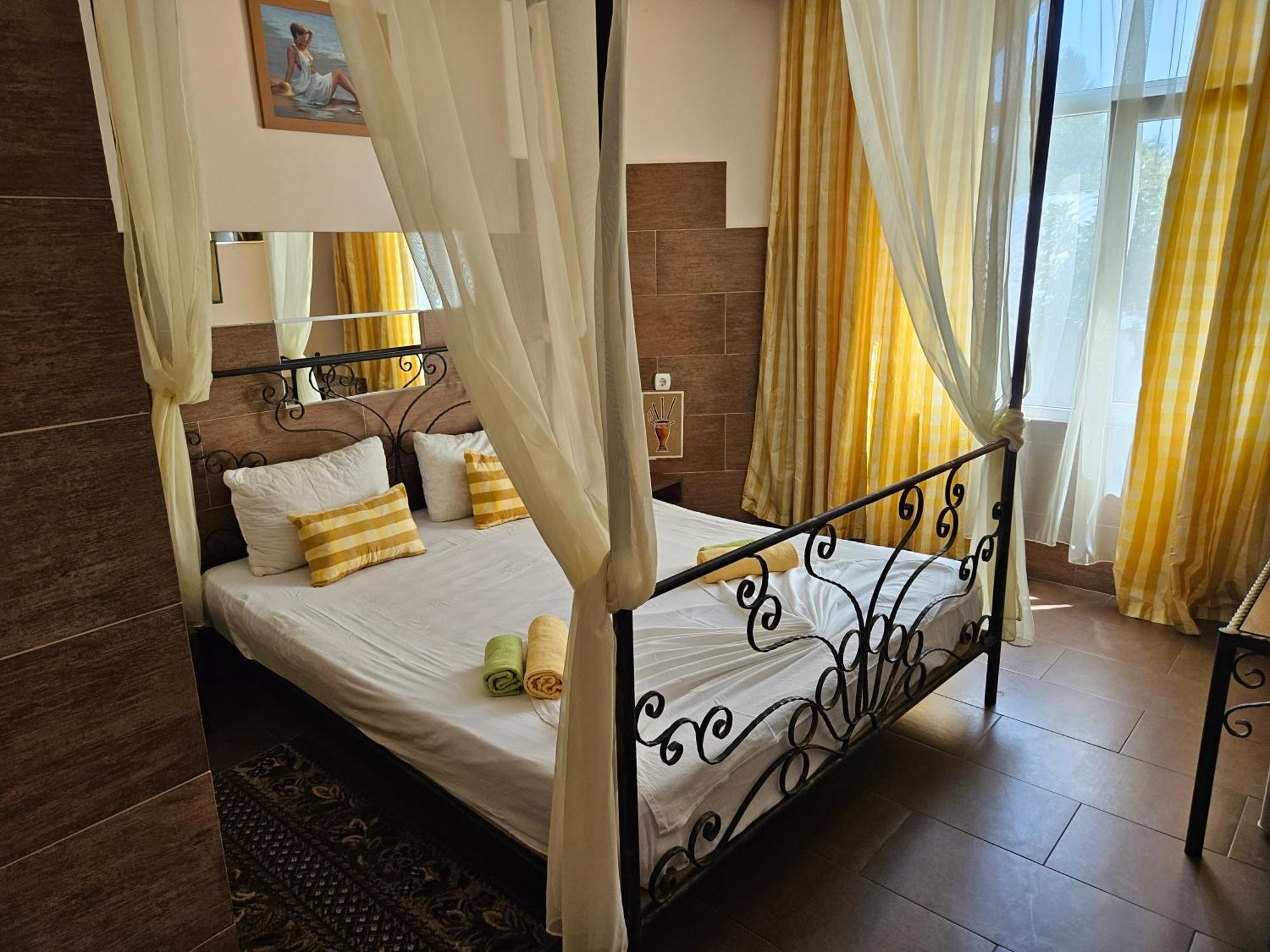 Paralax Hotel Varna ภายนอก รูปภาพ
